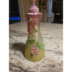 Vintage‎ Kmart soap dispenser raised floral-empty